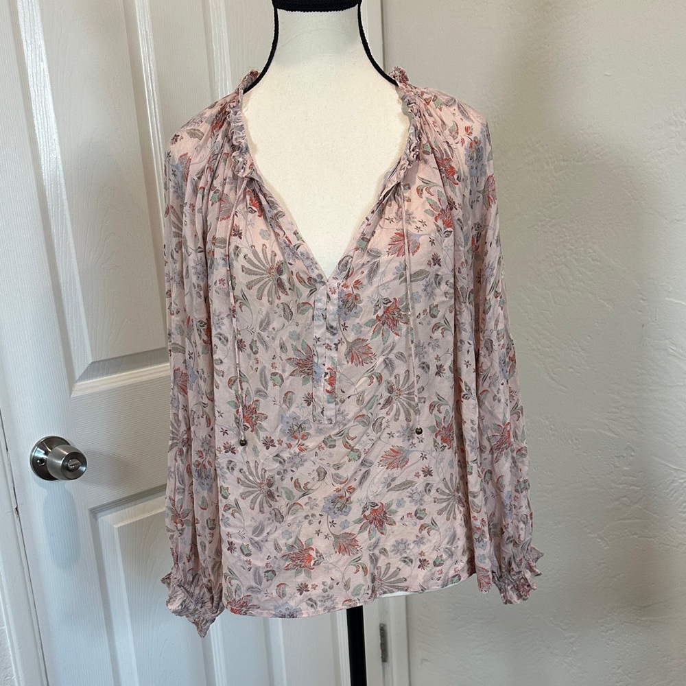 Olivaceous Floral Blouse in Soft Pink